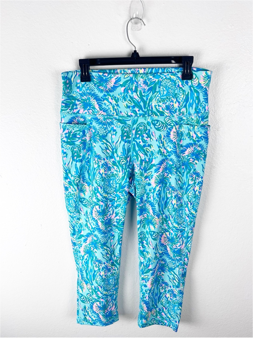 LILLY PULITZER Luxletic Paisley Print High Rise Crop Leggings Size XL Preppy